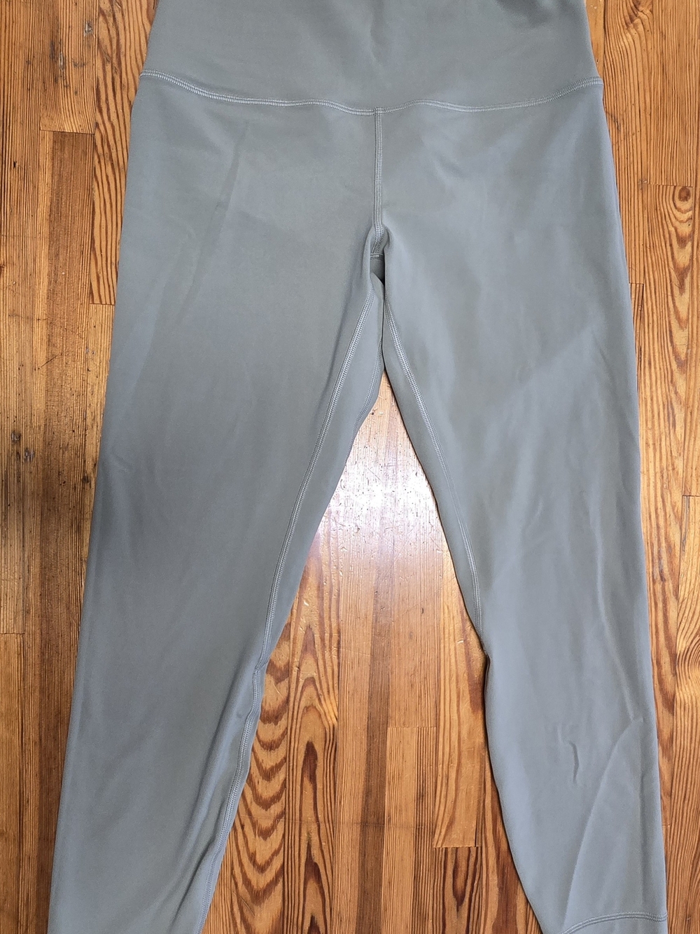 Lululemon Team Canada Align Leggings, Size 10 Nwot.